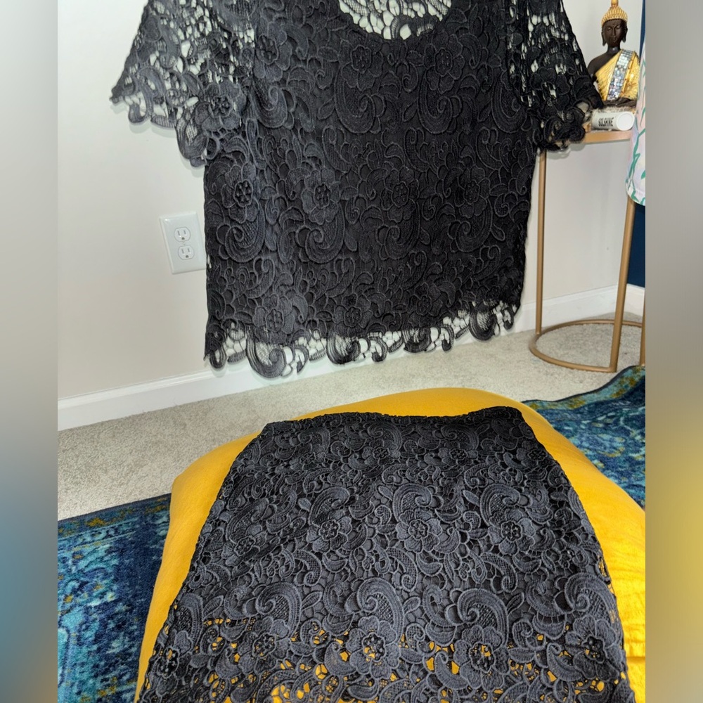 De Philo Floral Lace cropped top with matching mini skirt set